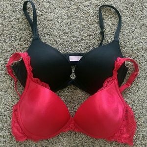 Bundle of 2 Victoria's Secret Bras 36C